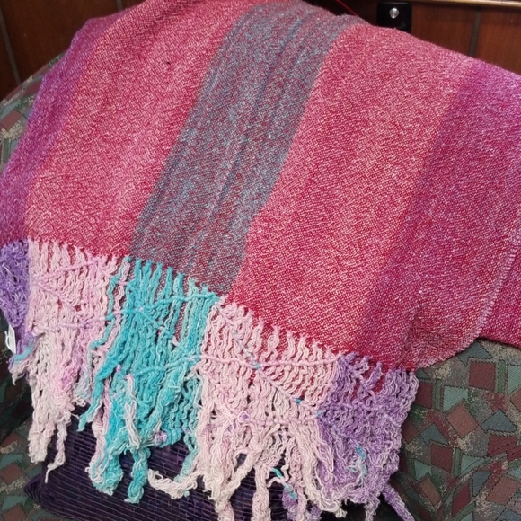 Pretty Color Block Scarf - Picture 2 of 4